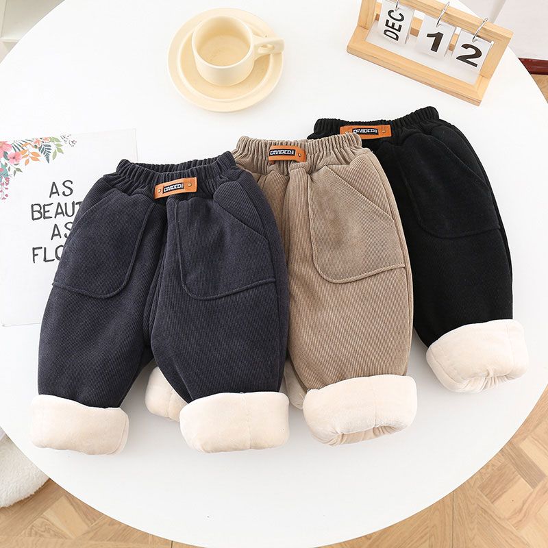 Boys' winter cotton trousers, children's thickened trousers, a pair of winter warm trousers for baby girls with three layers of quilted cotton.