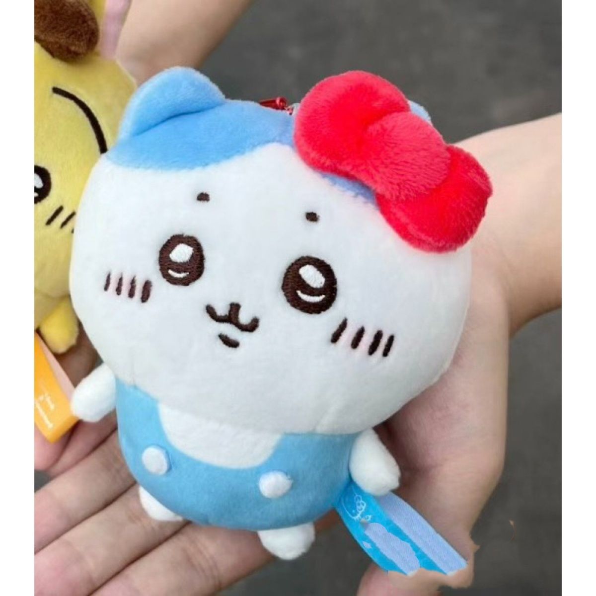 自嘲chiikawa毛絨公仔吉伊卡哇可愛kitty小八擺件掛鏈掛件玩偶