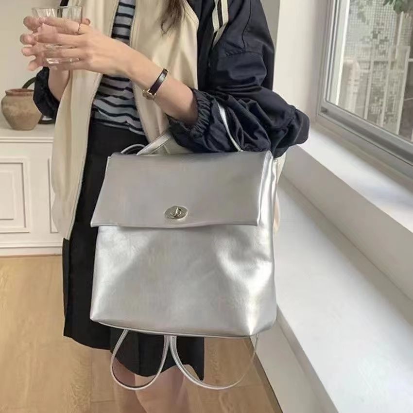 Zaino donna in pelle con tracolla grande capacità versatile_voghion.com