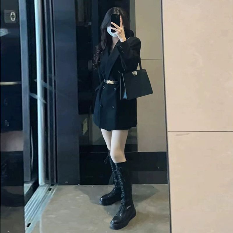 法式赫本风黑色西装连衣裙女新款气质时尚修身高级感西服外套