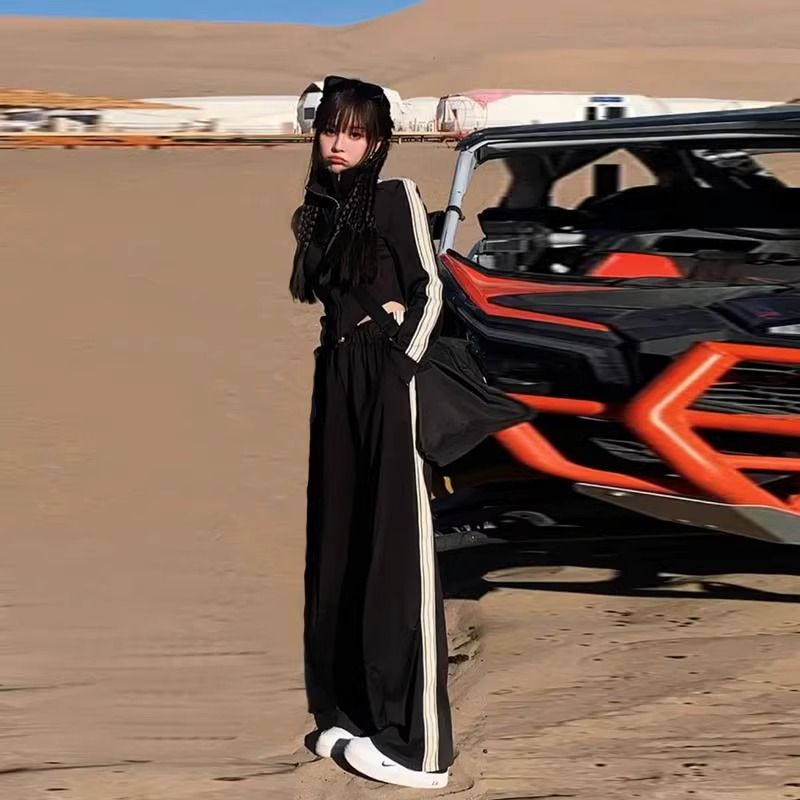 春秋季長袖美式黑色三條槓外套女款立領短款百搭復古運動開衫上衣
