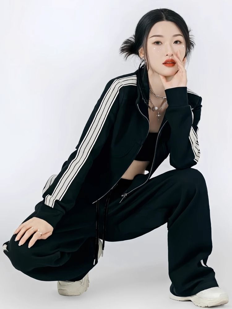 顯瘦條紋拼接黑色立領衛衣外套女春秋季短款運動休閒不規則上衣