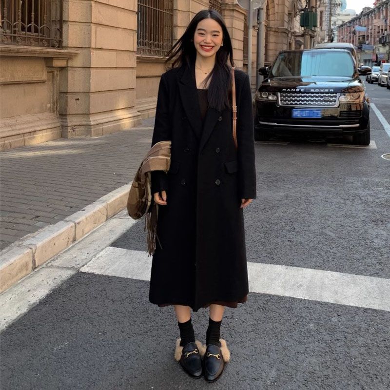 黑色毛呢外套女2023年秋冬新款韓版過膝赫本風呢子大衣中長款加厚