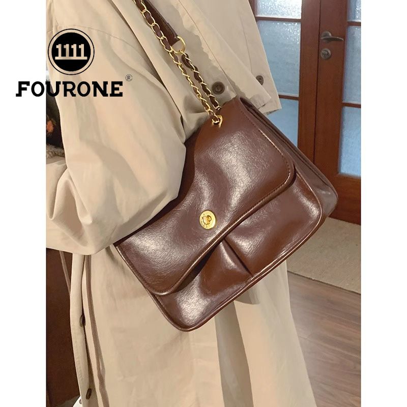 Retro large-capacity commuter bag women's new trendy Korean chain tote bag shoulder crossbody bag