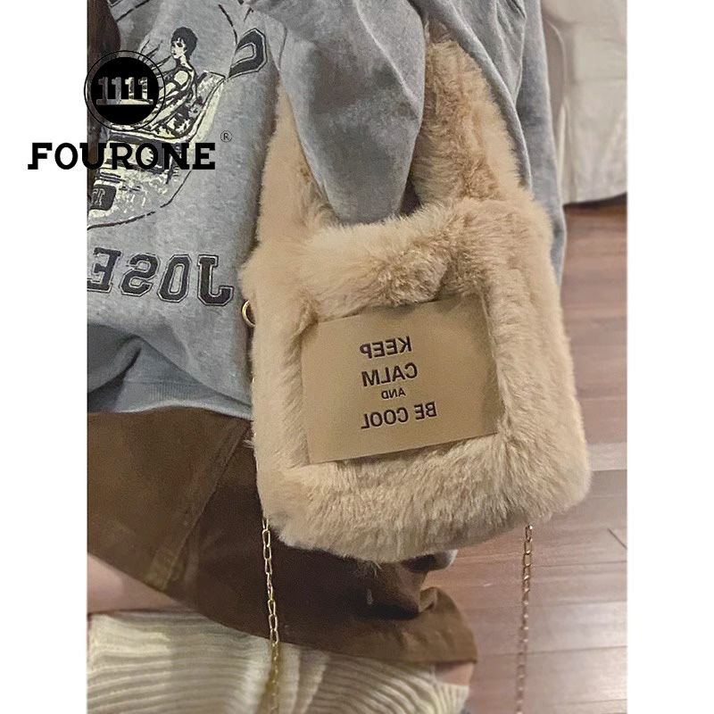 Niche portable plush bag for women, new fashionable plush bucket bag, high-end chain crossbody bag