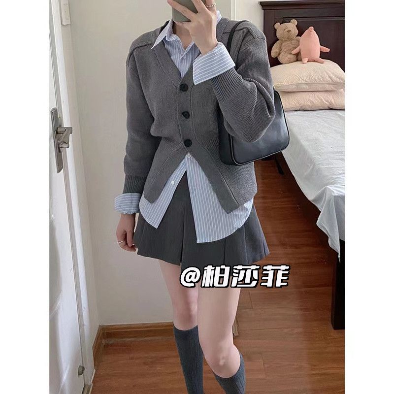 韓劇鹽系穿搭套裝女學院風別致收腰氣質針織開衫條紋襯衫百褶裙潮
