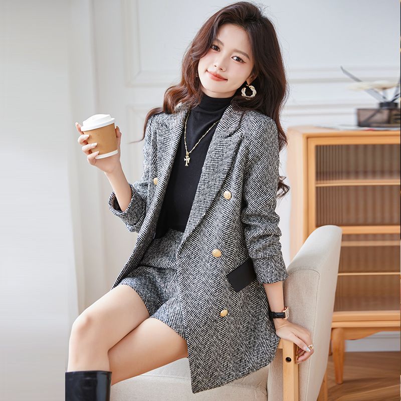灰色中長款西裝外套女職業裝秋冬2023新款寬鬆大碼高級感西服套裝