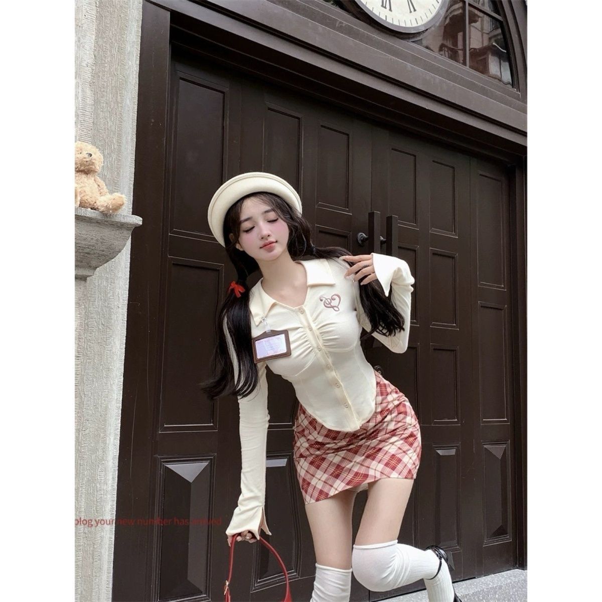 Sweet hot girl lapel long-sleeved T-shirt women's autumn slim slim waist fishbone bottoming shirt niche cardigan top