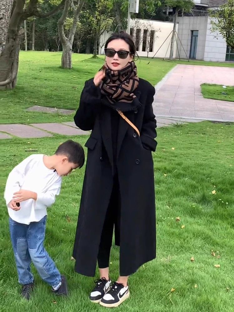 毛呢外套女2023秋冬新款赫本風高級感超好看大衣小個子中長款加厚