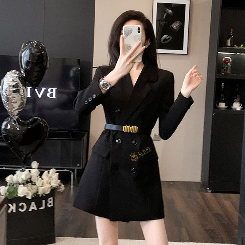 Black suit jacket women's professional dress 2023 new temperament and high-end sense of street-breaking thickened suit for small people