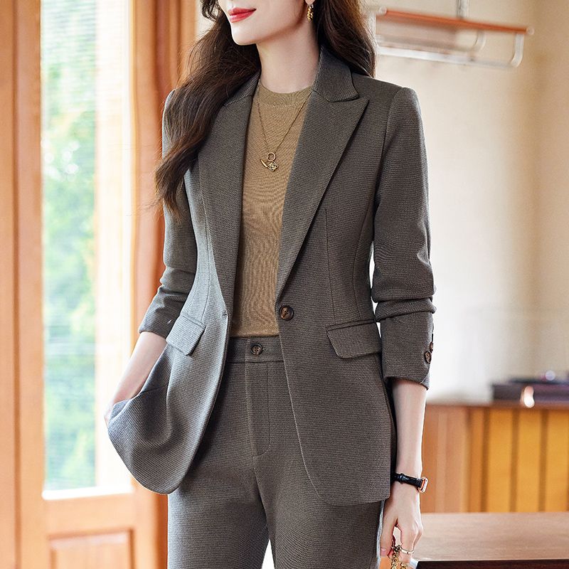 褐色西裝套裝女秋冬2023新款高端氣質小個子職業裝前台接待小西服