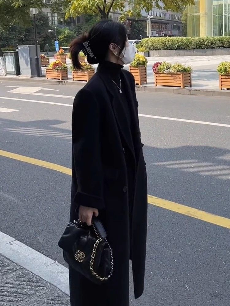 赫本風黑色毛呢外套女秋冬2023新款小個子復古高級感長款呢子大衣
