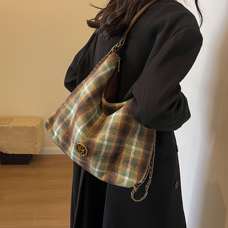 艾米兔女包復古撞色格子大容量包包女通勤休閒百搭單肩雙肩托特包