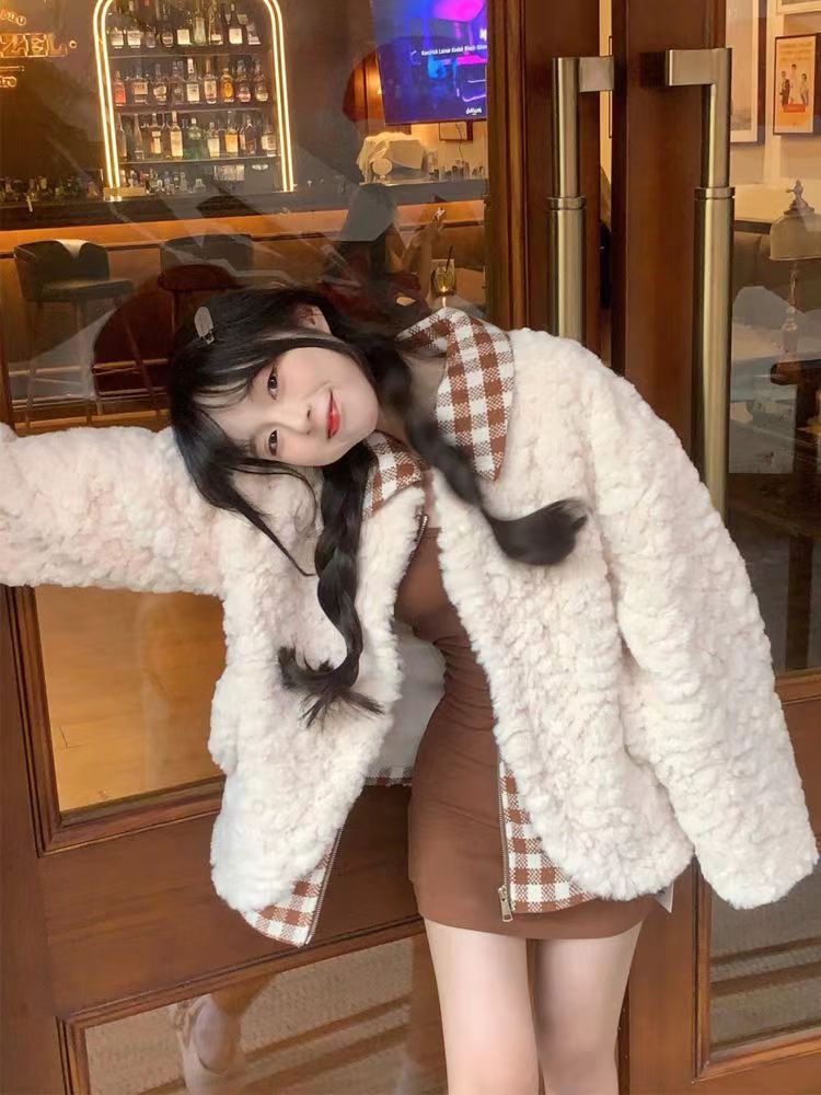2023秋冬羊羔毛外套女甜美小個子拼接棋盤格環保皮草獺兔毛絨加厚