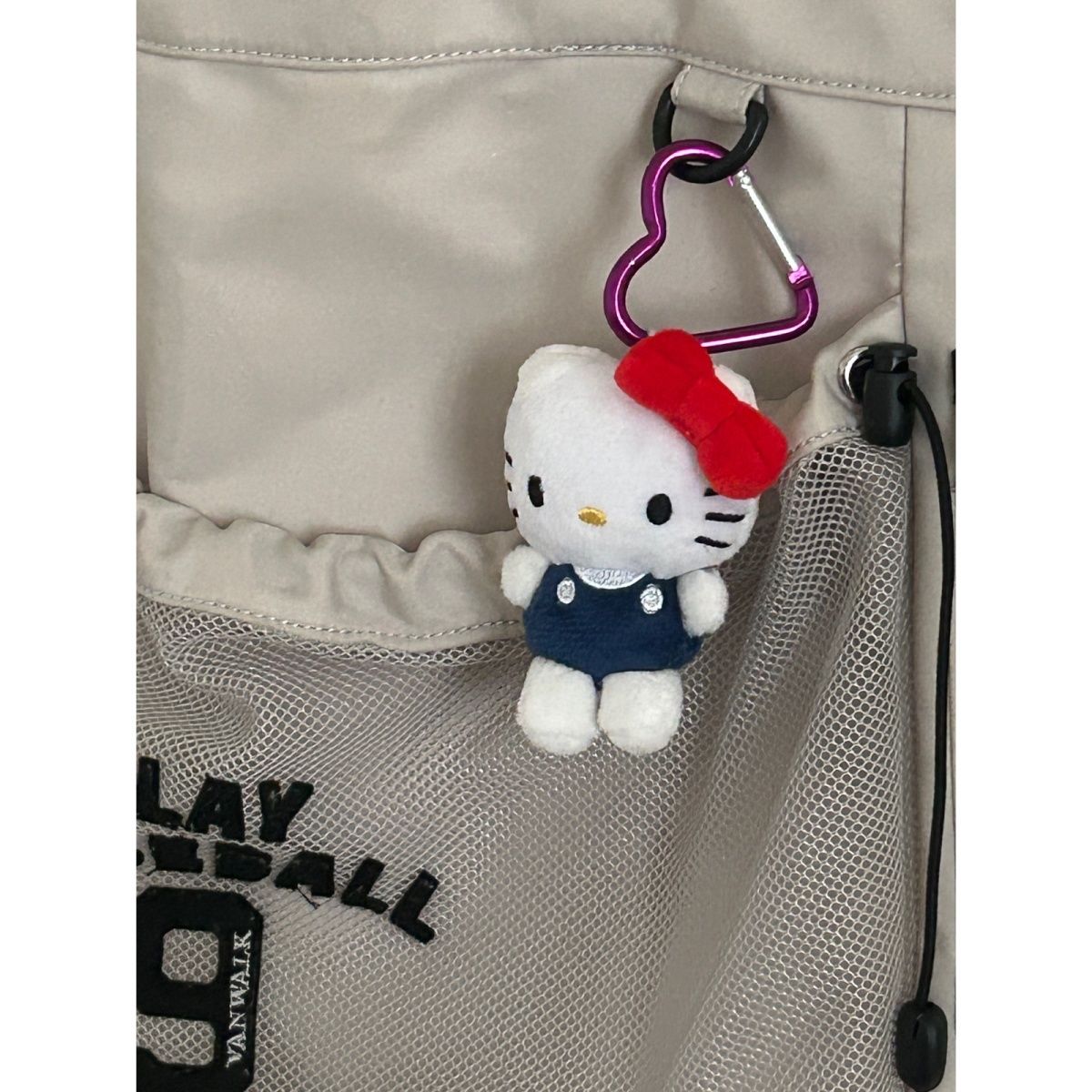 Love buckle hellokitty Hello Kitty Hello doll keychain pendant pendant gift bag plush cute
