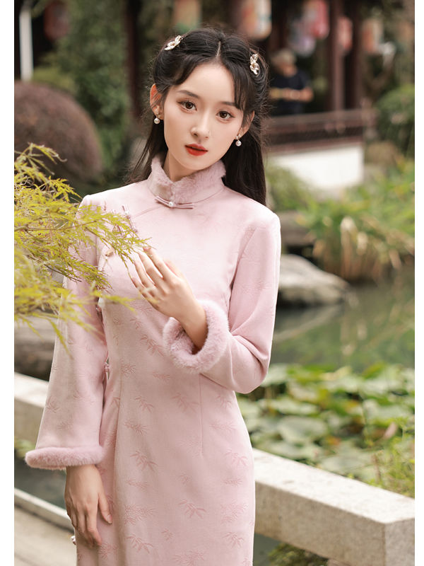 粉色加絨旗袍裙冬季長袖2023年新款改良版年輕款淑女日常修身顯瘦