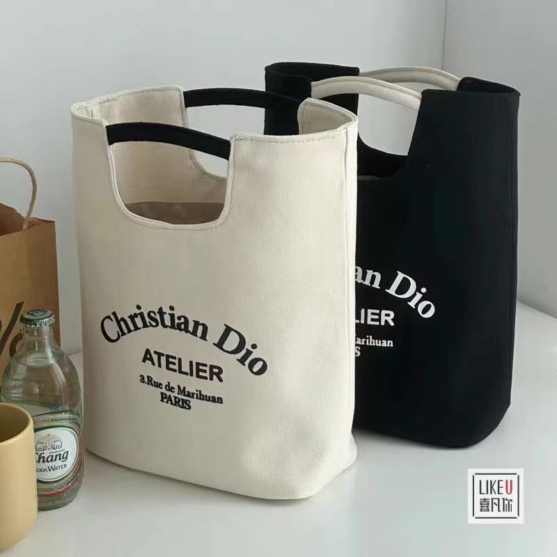 Hand-carrying literary canvas for work, makeup mommy bag, student lunch box bag, portable bucket lunch box casual cloth bag