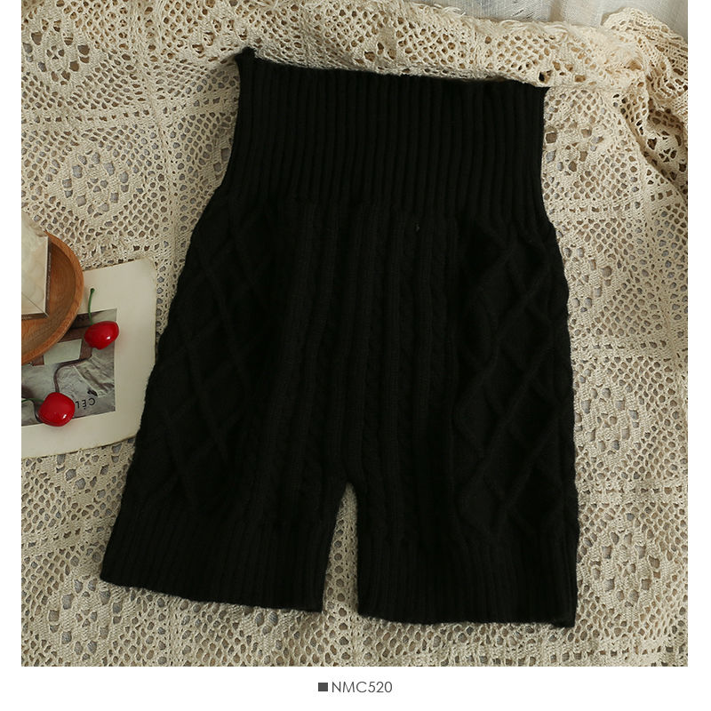 2023 autumn and winter tight-fitting slimming hemp pattern high-waisted knitted shorts for women new solid color versatile slim outer pants trend