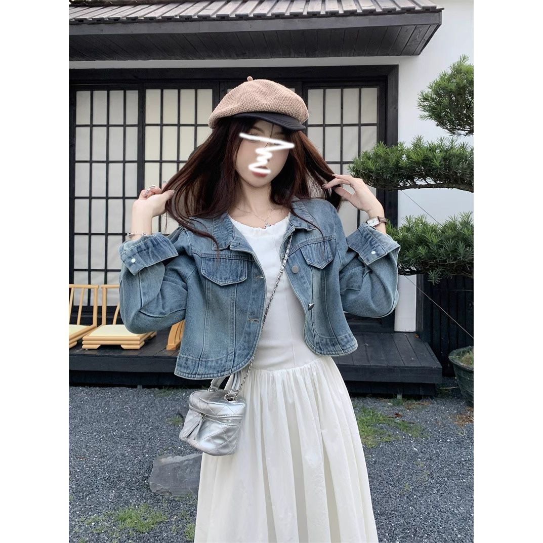 High-end retro long-sleeved denim jacket for women in autumn, niche short design, irregular temperament, Korean style top