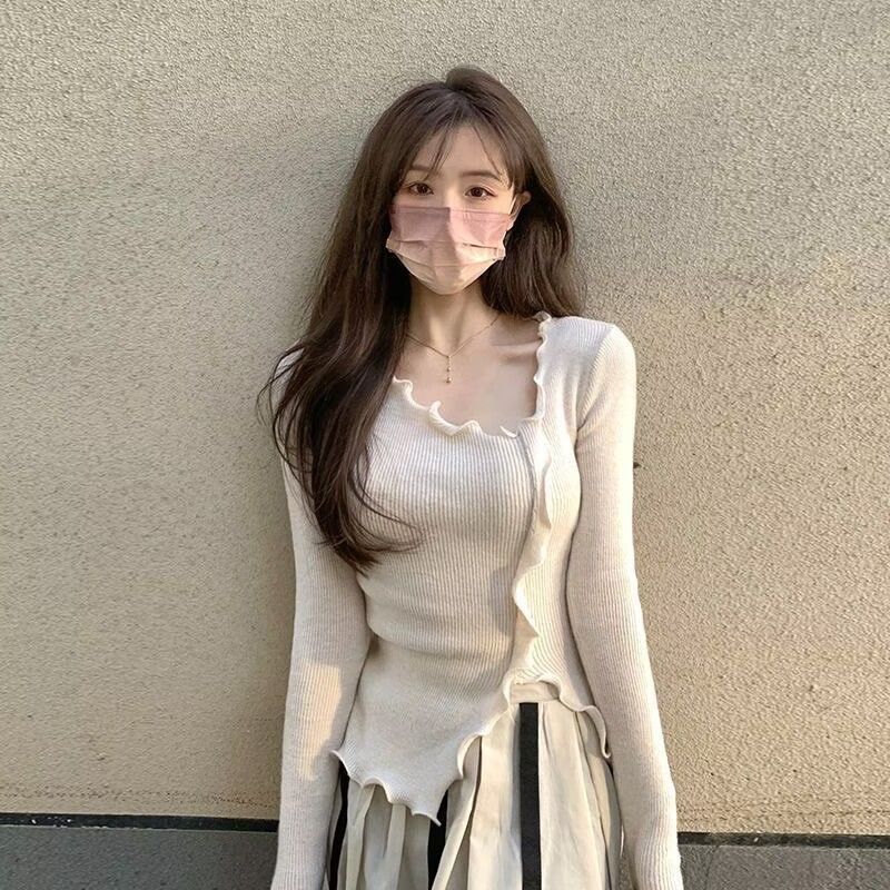 木耳邊不規則針織衫女早春法式短款內搭打底開叉修身收腰長袖上衣