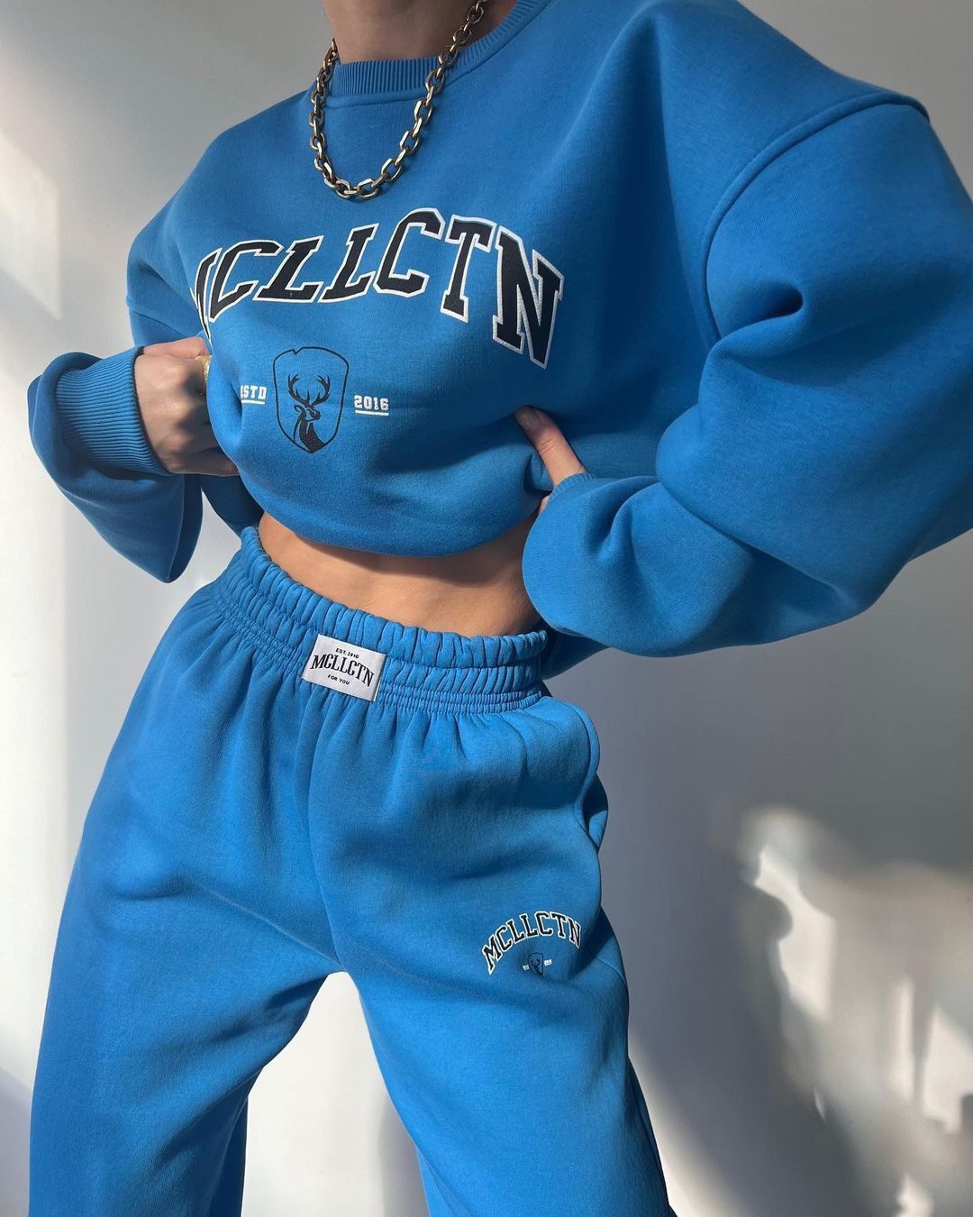 2023 Women's casual fashion printed thickened plush sweater long sleeved pants set_voghion.com
