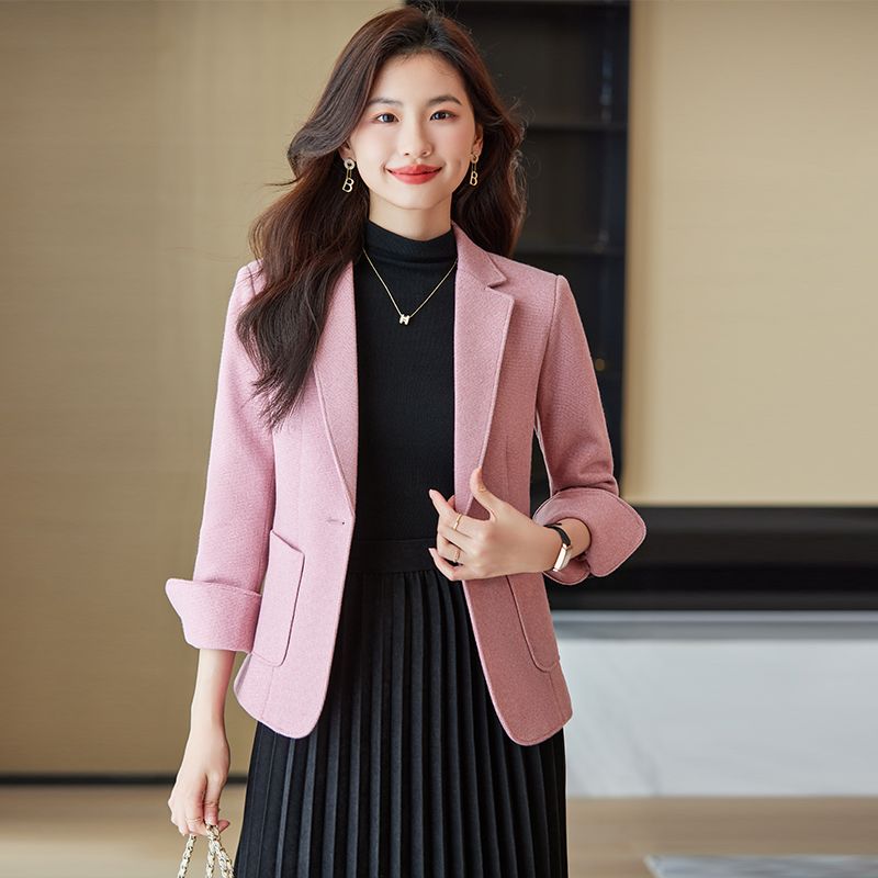 高級感粉色西裝外套女秋冬2023新款氣質休閒小個子上衣女士小西服