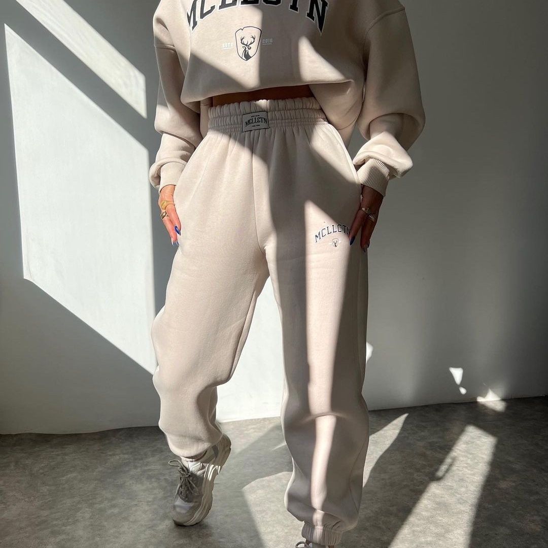 2023 Women's casual fashion printed thickened plush sweater long sleeved pants set_voghion.com
