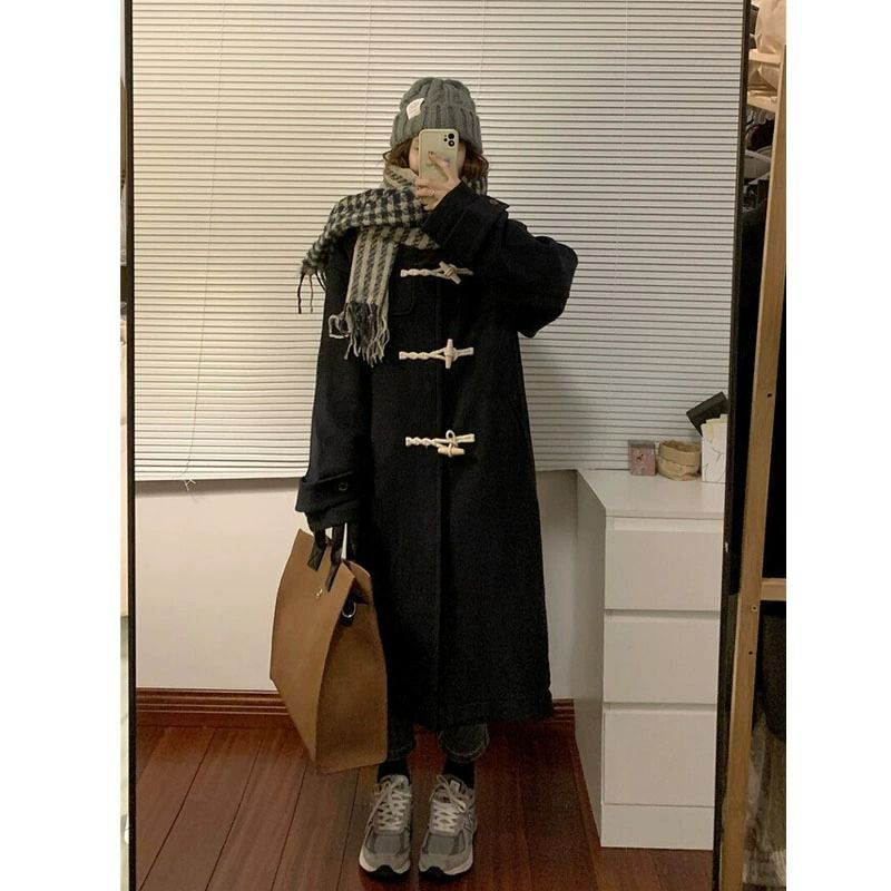 黑色赫本風大衣高級感牛角扣毛呢外套女2023新款冬季小個子中長款