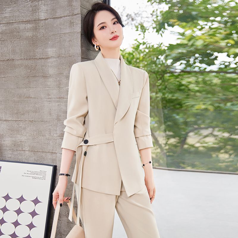 杏色西裝套裝女秋冬2023新款高級感職業裝氣質女神范韓版休閒西服