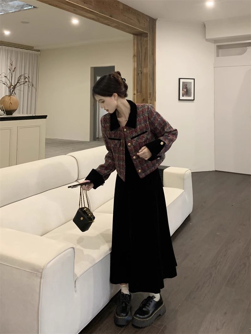 Xiaoxiangfeng jacket women's autumn  new design contrasting lapel plaid foreign style short long-sleeved top