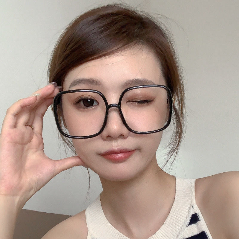 防辐射眼镜神器韩版近视眼镜素颜眼睛圆脸近视眼显瘦镜框蓝光度数