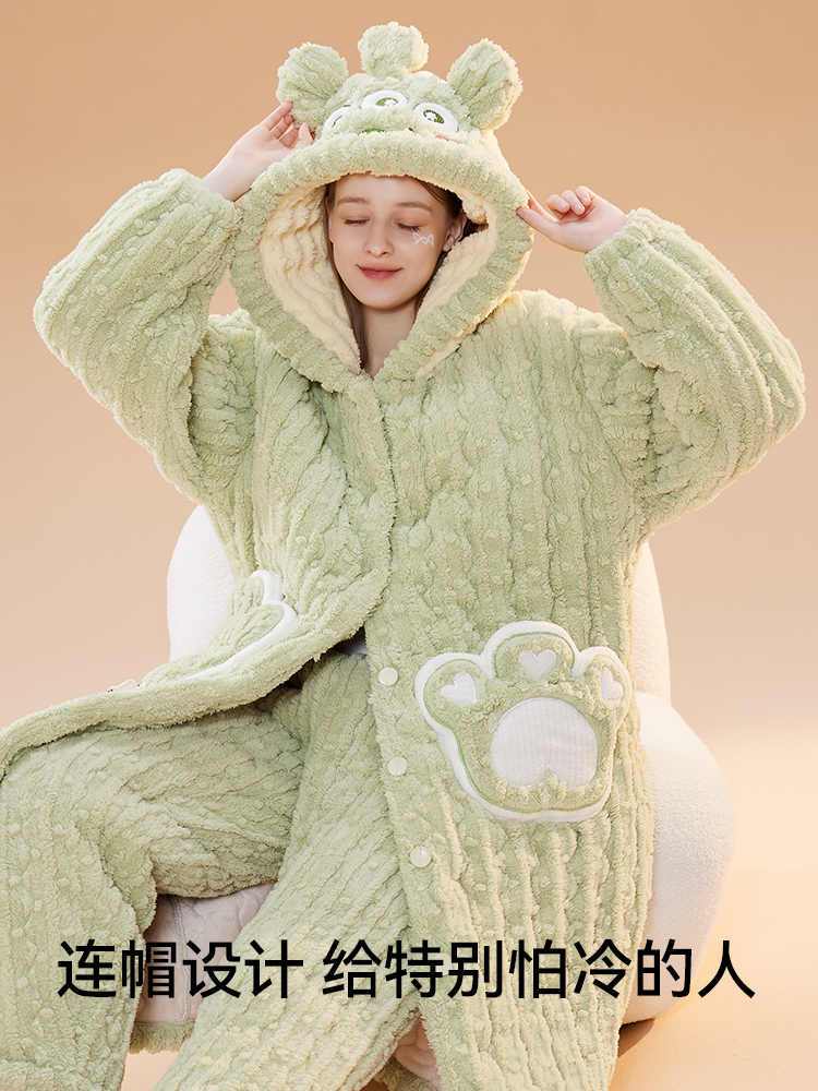 三层夹棉加厚冬季睡衣女保暖冬季套装可爱家居服超厚珊瑚绒可外穿