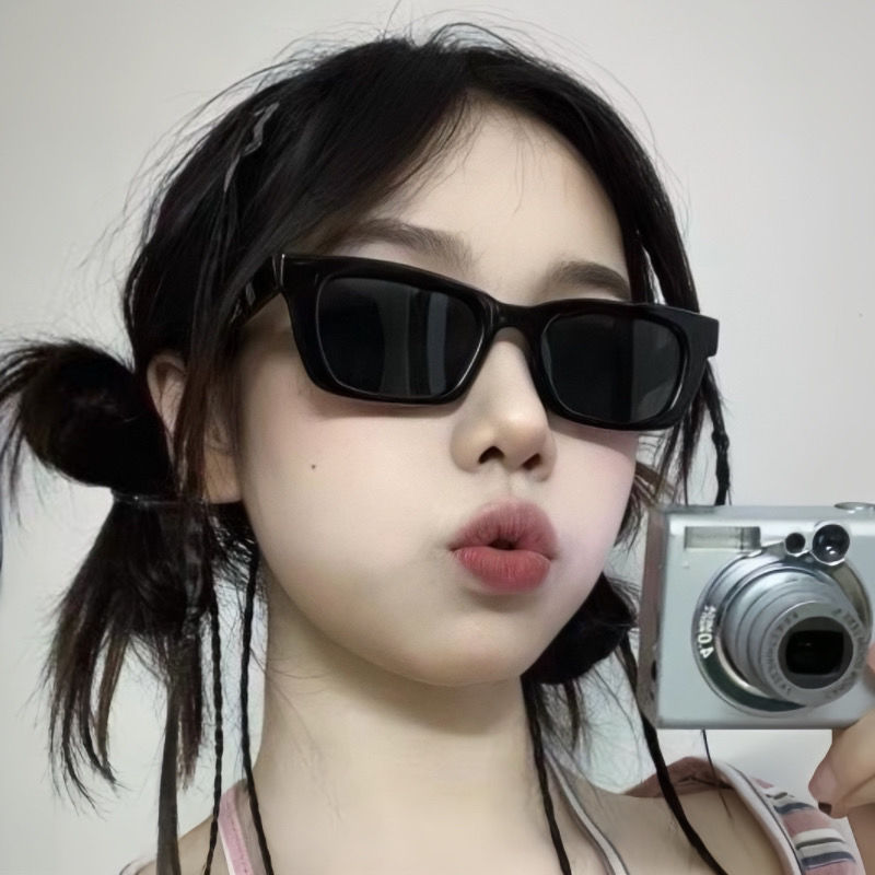 Cat-eye sunglasses for women 2023 new high-end retro European and American sweet cool hottie wind-proof UV sunglasses for men