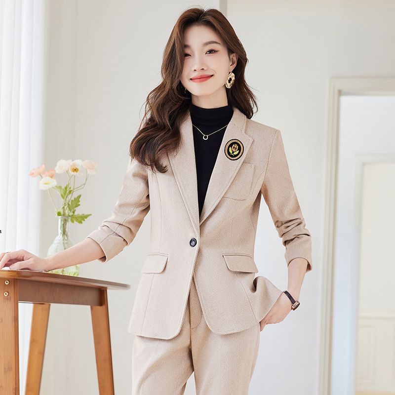 淺咖色西裝外套女秋冬季英倫風氣質小個子高級感休閒西服職業套裝