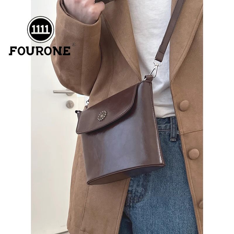 Versatile crossbody bag for women, new high-looking fashionable Korean bucket bag, niche texture shoulder bag