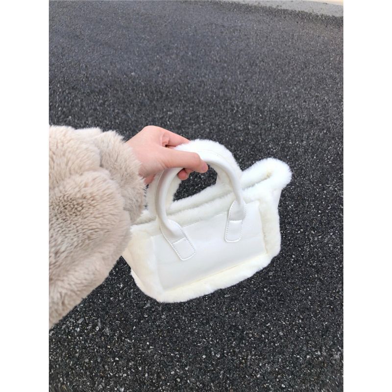 小眾秋冬天毛絨絨包包女2023新款斜挎包百搭毛毛包通勤手提單肩包