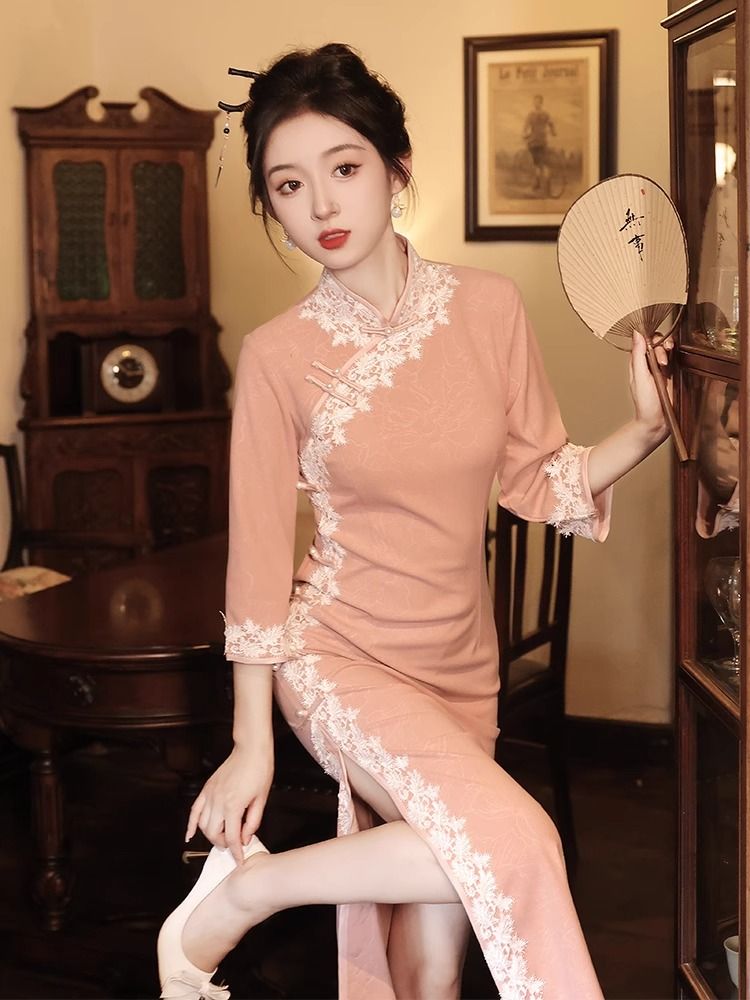 新中式旗袍2023新款粉色長袖秋季年輕款少女改良訂婚裙日常秋冬裝