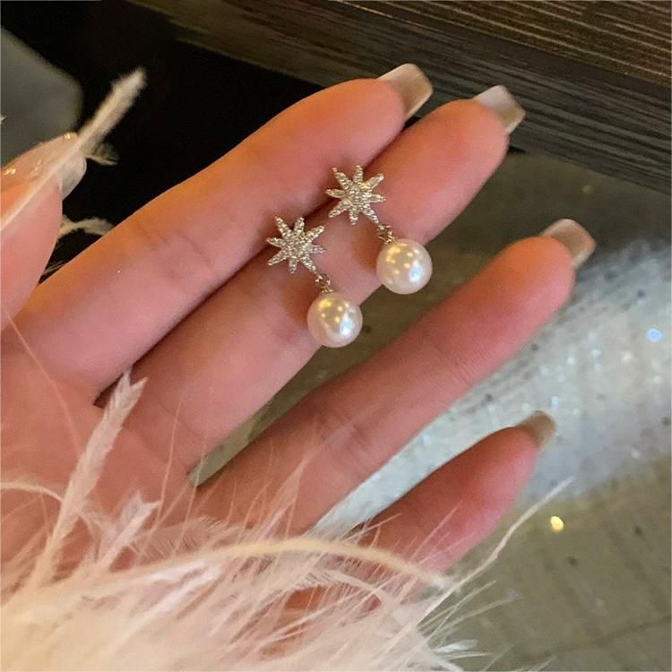 秋冬八芒星雪花珍珠耳釘2023新款ins爆款獨特耳飾女高級感耳環