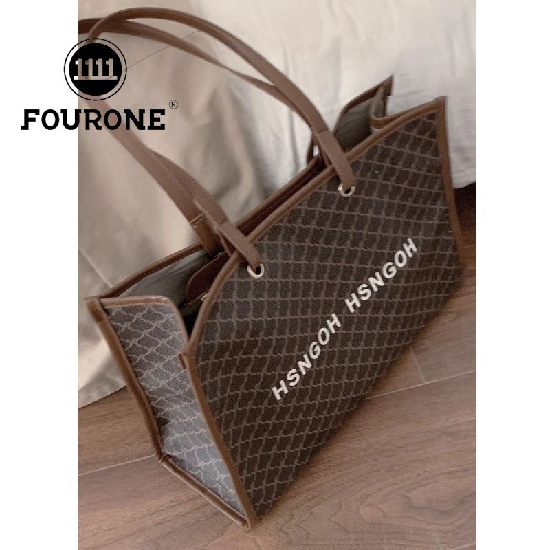 Large-capacity commuter bag women's new fashionable retro portable shoulder bag high-end tote bag