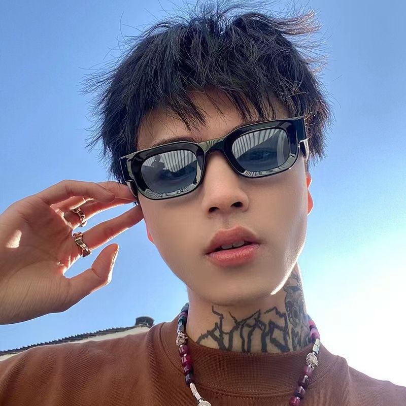 2023 European and American trendy Internet celebrity same style funny sunglasses for men and women small square frame fashion hip hop disco sunglasses ins