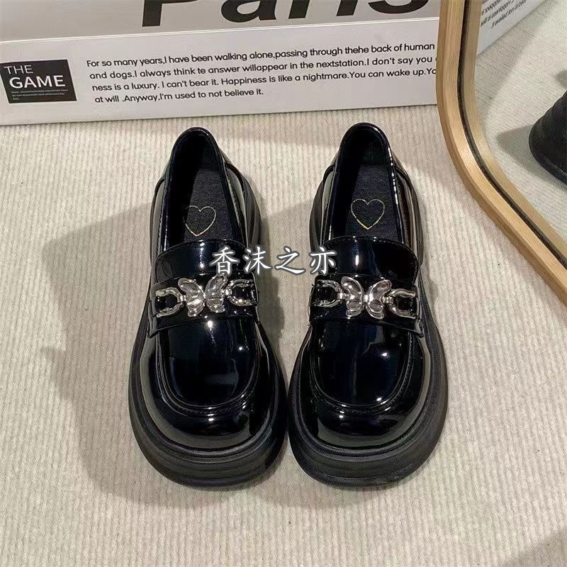 英倫風瑪麗珍小皮鞋女2023增高厚底一腳蹬樂福鞋百搭蝴蝶扣女單鞋