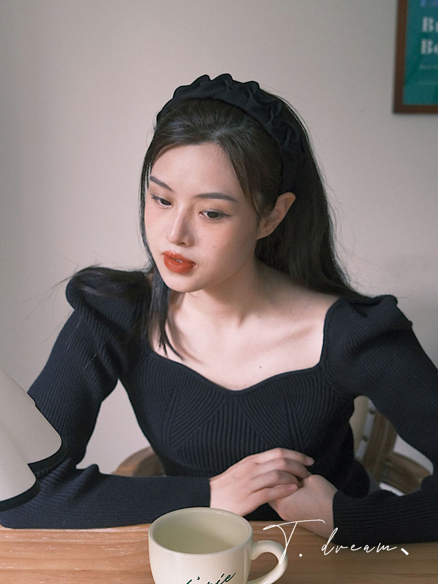 方領泡泡袖小香風女裝2023甜美小眾修身顯瘦外穿長袖t恤女上衣潮