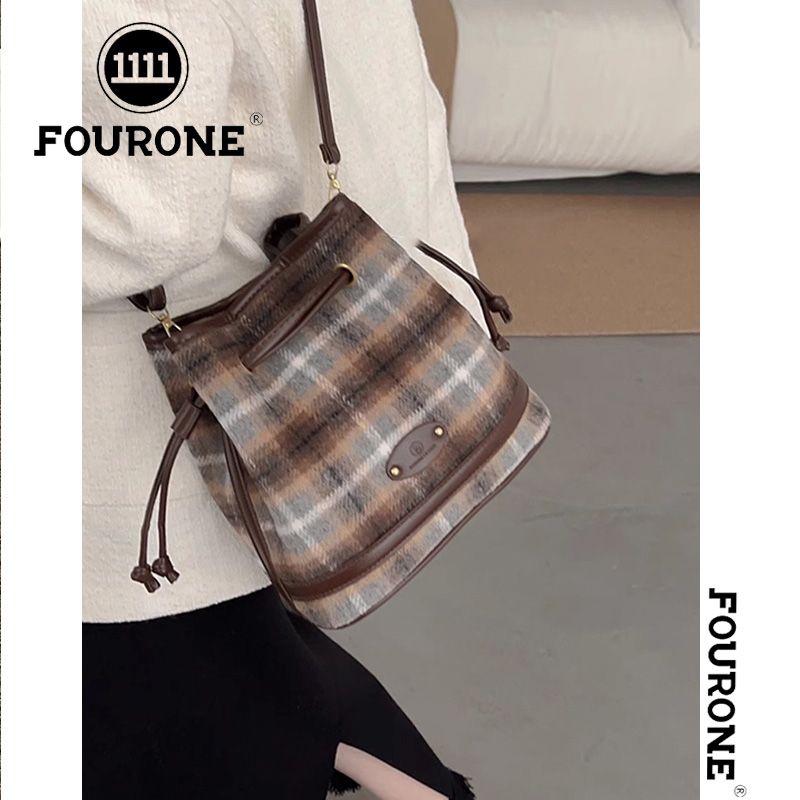 Wool plaid armpit bag women's new single shoulder crossbody bag high-end commuting versatile bucket bag
