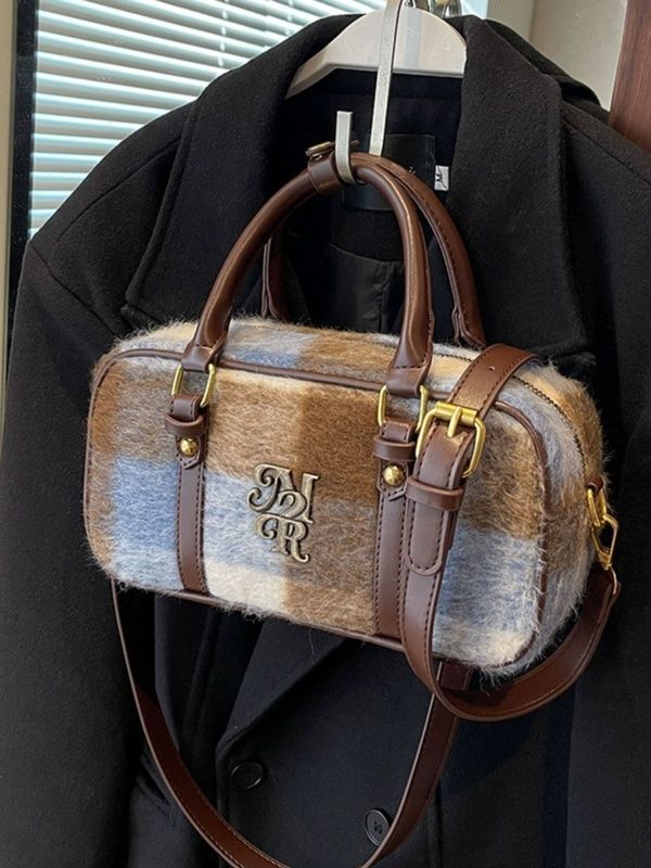 This year's popular super popular niche design plaid bag  new women's bag fashion versatile crossbody bag handbag