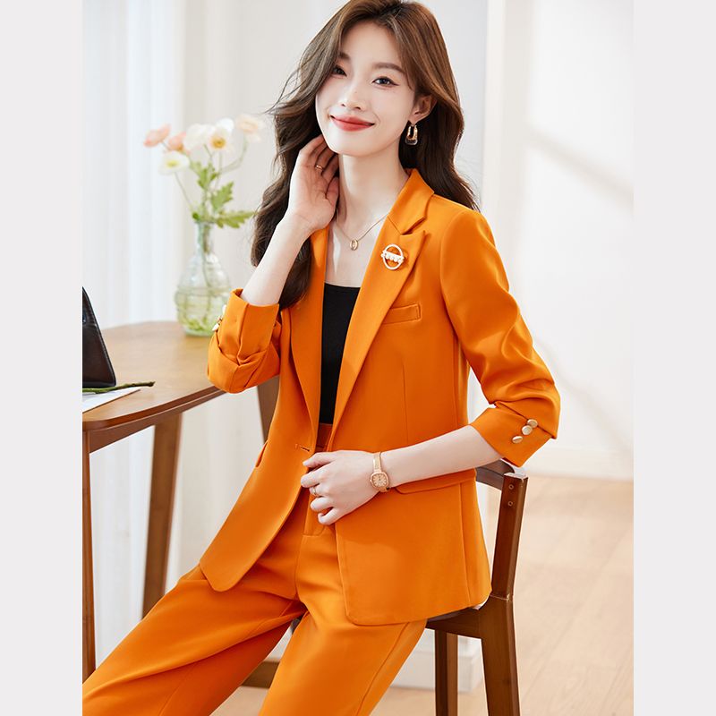 橙色西装套装女高级感职业装气质女神范正装洋气工作服时尚小西服