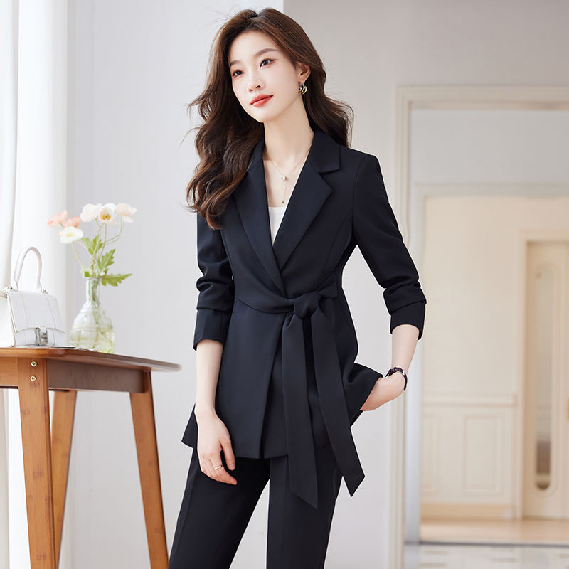 黑色西裝外套女秋冬2023新款設計感小眾職業裝氣質女神范西服套裝