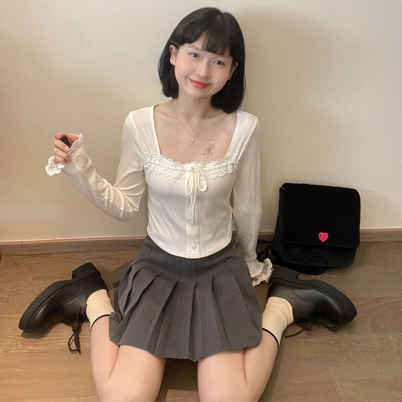 法式茶歇方領針織開衫女2023秋季新款溫柔風蕾絲邊系帶修身打底衫