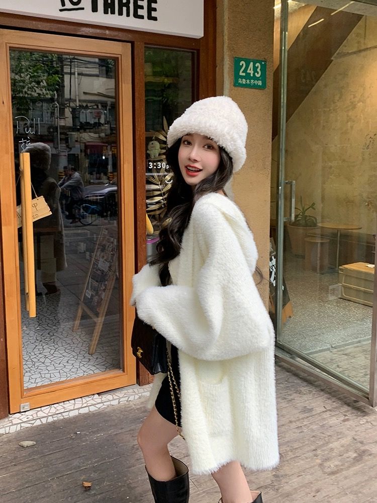 MINETTE白色仿水貂絨連帽針織開衫女秋冬寬鬆慵懶加厚奶fufu外套