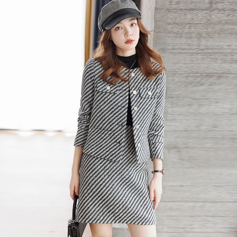 條紋小香風西裝外套女2023新款秋冬季休閒氣質羊毛小西服正裝套裝