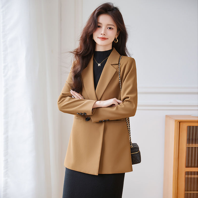 高端职业西装外套女秋装新款休闲高级感气质通勤韩版西服上衣